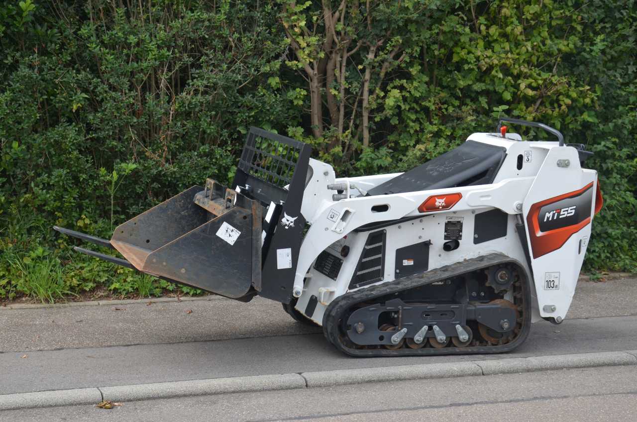 Dumper Bobcat
